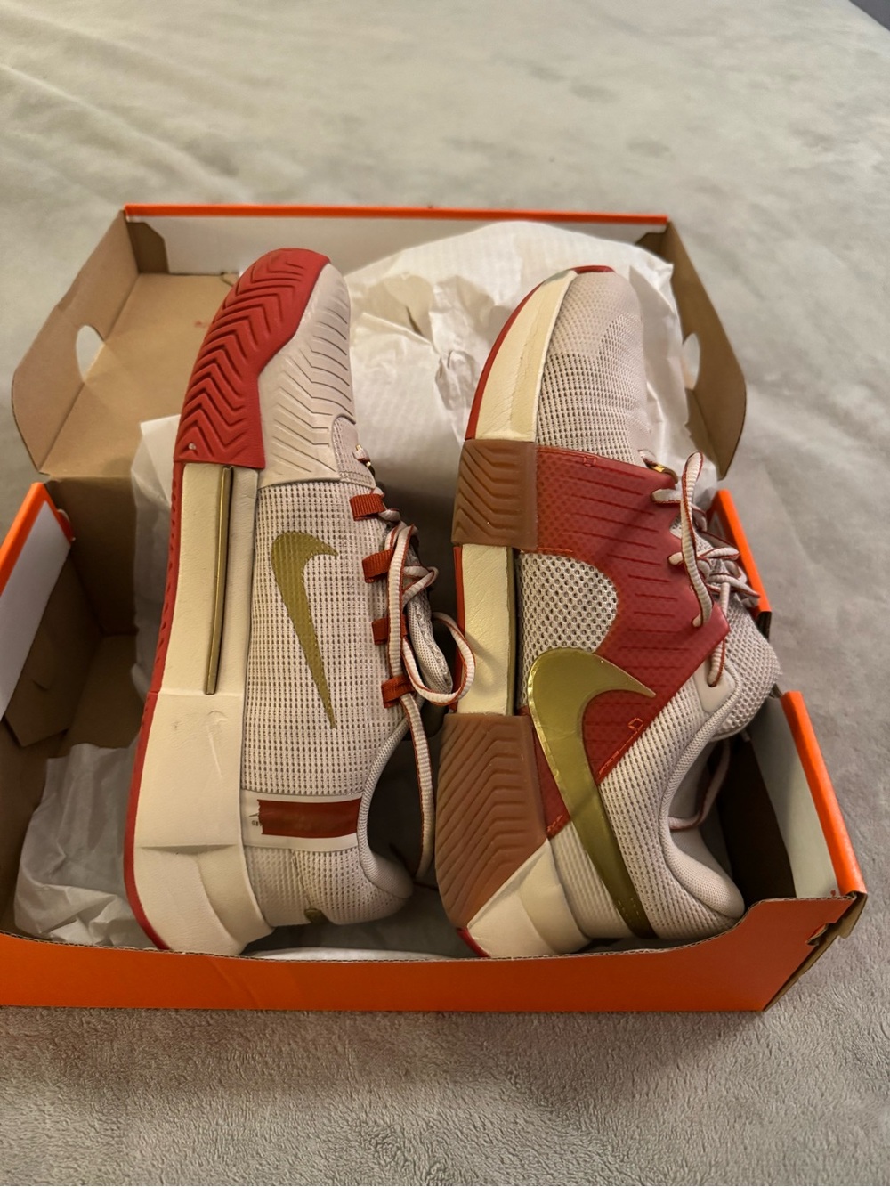 Nike Zoom GP Challenge HC tennis shoe